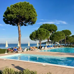 Le Corti Del Ferienpark Padenghe sul Garda
